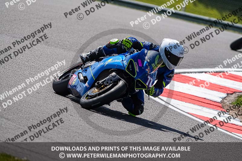 donington no limits trackday;donington park photographs;donington trackday photographs;no limits trackdays;peter wileman photography;trackday digital images;trackday photos